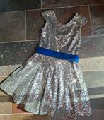 Zilveren glitterjurkjes zonder jasje 10,- per stuk, Kleding | Dames, Gelegenheidskleding, Ophalen of Verzenden, Gedragen, Maat 42/44 (L)