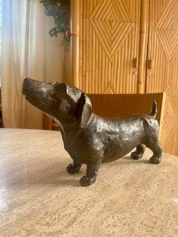 Vintage teckel / jachthond beschikbaar voor biedingen