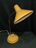 Vintage Gele Bureaulamp – Industriële Klassieker, Huis en Inrichting, Lampen | Tafellampen, Gebruikt, Ophalen of Verzenden, Metaal