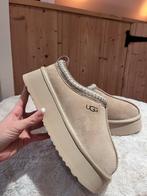 Ugg Instappers - Beige - Maat 38, Ophalen of Verzenden, Zo goed als nieuw, Beige, Instappers