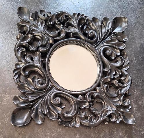 Ronde spiegel met schitterende lijst  60 x 60 cm, Huis en Inrichting, Woonaccessoires | Spiegels, Zo goed als nieuw, 50 tot 75 cm