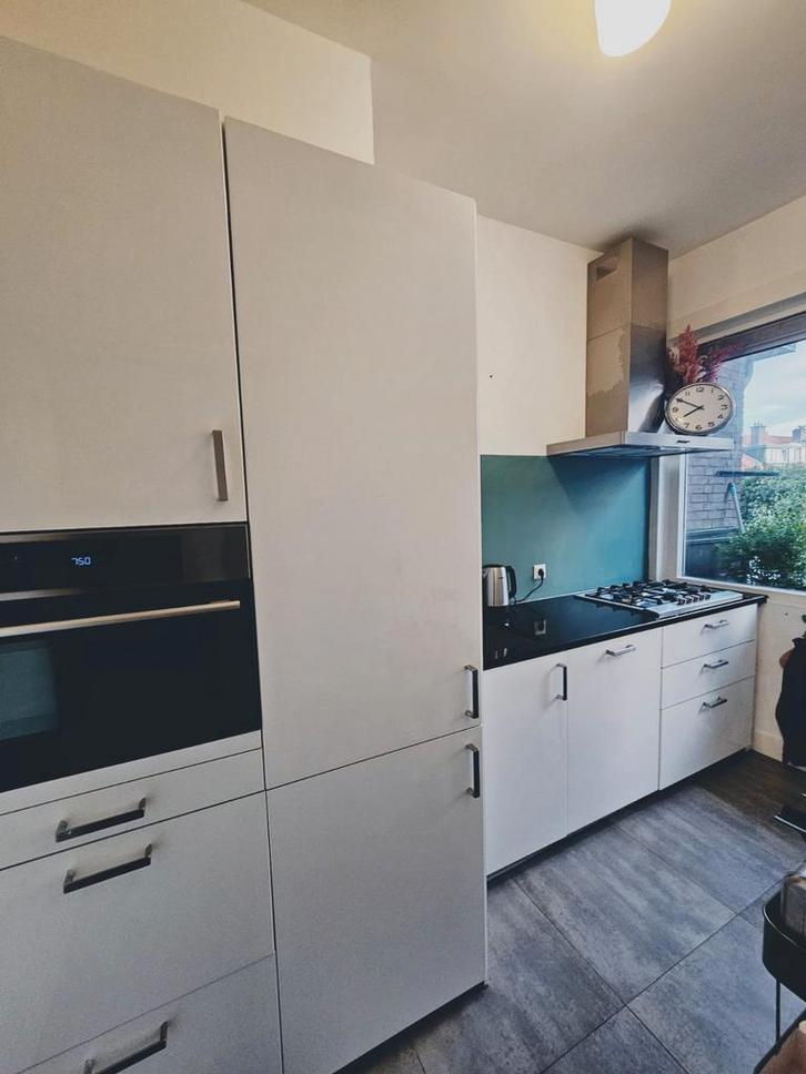 Complete Ikea keuken met stenen blad en apparatuur, Huis en Inrichting, Keuken | Complete keukens, Gebruikt, Wit, Graniet of Steen