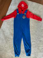 Super Mario Bros Onesie 116-122, Kinderen en Baby's, Carnavalskleding en Verkleedspullen, Ophalen, Zo goed als nieuw, 110 t/m 116