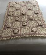 Baby deken ouroze met creme en opgewerkte bloemen, Ophalen of Verzenden, Zo goed als nieuw, 100 cm of meer, Deken