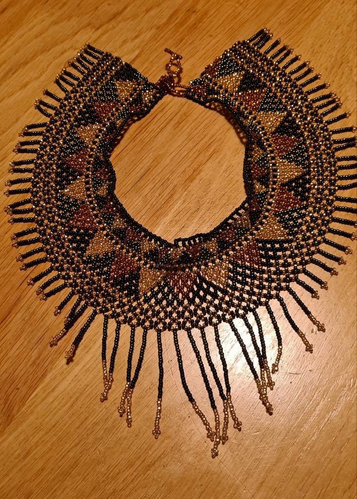 Elegante kralenketting, Gebruikt, Verzenden, Zwart, Overige materialen