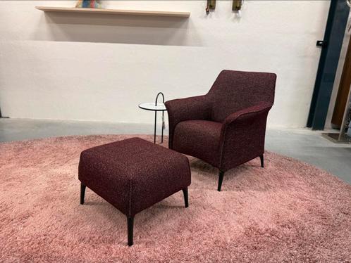 Nieuw Leolux Mayuro Fauteuil met Poef Mondo Stof Stoel, Huis en Inrichting, Fauteuils, Nieuw, Stof, 75 tot 100 cm, Ophalen of Verzenden
