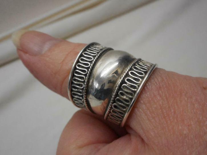 zilveren duimring, Sieraden, Tassen en Uiterlijk, Ringen, Gebruikt, Dame, 17 tot 18, Zilver, Zilver, Ophalen of Verzenden
