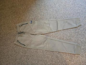 Joggingbroek WE maat 170 beschikbaar voor biedingen