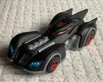 Hotwheels Batman auto met Rode velgen, Hobby en Vrije tijd, Modelauto's | Overige schalen, Ophalen, Zo goed als nieuw