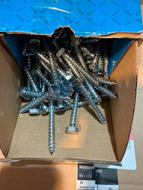 Diverse ijzerwaren bevestigingsmaterialen ankers houtdraad, Doe-het-zelf en Verbouw, IJzerwaren en Bevestigingsmiddelen, Nieuw