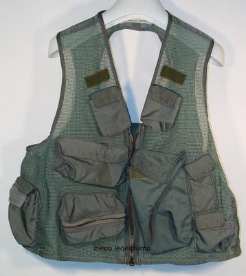 Ops survival vest Vietnam perioden . beschikbaar voor biedingen