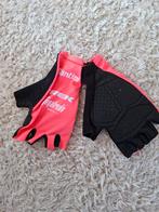 Trek segafredo aero handschoenen nieuw maat s, Fietsen en Brommers, Ophalen of Verzenden, Nieuw, Handschoenen