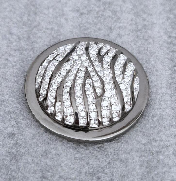 QUOINS munt past in Mi Moneda munthouder / pendant M, Sieraden, Tassen en Uiterlijk, Kettinghangers, Zo goed als nieuw, Zilver