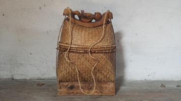 Rieten Pasiking Tas / Ifugao Stam, Fillipijnen / Rotan Tas beschikbaar voor biedingen