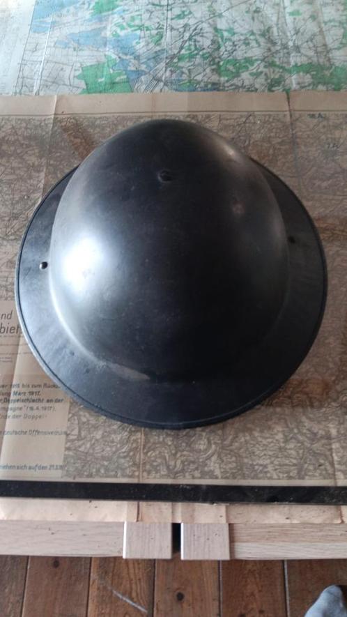 Britse helm, Verzamelen, Militaria | Tweede Wereldoorlog, Landmacht, Helm of Baret, Nederland, Ophalen of Verzenden