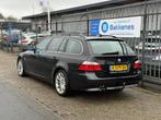 BMW 5-serie Touring 525i Executive | Leder | Pano | Automaat, Auto's, Achterwielaandrijving, Gebruikt, 2000 kg, 92 €/maand