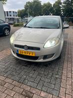 Fiat Bravo 1.4 16V 88KW 5DR 2009 Grijs, Auto's, Fiat, Voorwielaandrijving, Beige, 4 cilinders, Origineel Nederlands
