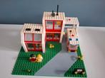 Lego Ziekenhuis, Kinderen en Baby's, Speelgoed | Duplo en Lego, Ophalen of Verzenden, Zo goed als nieuw