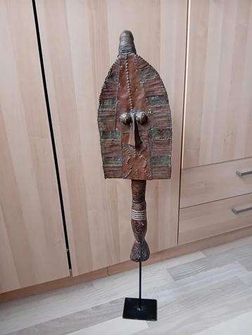 Mahongwe Bakota Gabon sculptuur op standaard beschikbaar voor biedingen