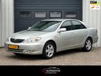 Toyota Camry 3.0 V6 Linea Sol AUTOMAAT / LEER / NAVI / NAP, Auto's, Gebruikt, Camry, 1600 kg, Sedan