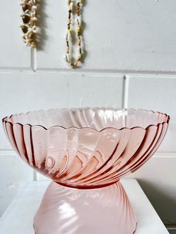 Arcoroc roze schaal persschaal roze glas schaal roze beschikbaar voor biedingen