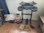 Guitar Hero drums, gitaar, microfoon + 2 games (Wii), Spelcomputers en Games, Games | Nintendo Wii, Ophalen, Muziek, Gebruikt