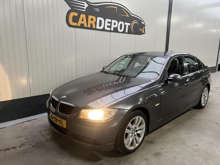 BMW 3-serie 318i High Executive Zeer netjes., Auto's, BMW, Bedrijf, Te koop, 3-Serie, ABS, Airbags, Airconditioning, Alarm, Boordcomputer