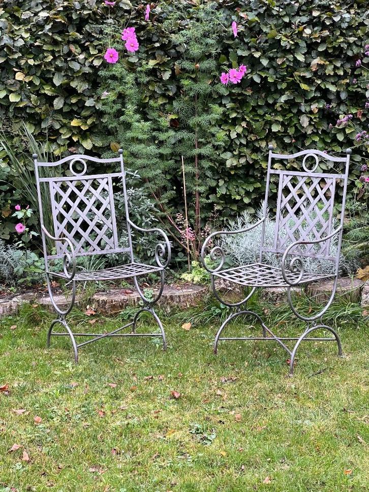 2 grote brocante tuinstoelen ijzer / metaal Franse stijl, Tuin en Terras, Tuinstoelen, Zo goed als nieuw, Metaal, Ophalen