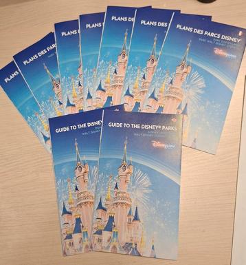 Partijtje Disneyland Parijs plattegronden Frans en Engels beschikbaar voor biedingen