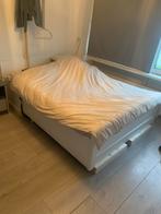 Tweepersoonsbed met witte bedombouw, Ophalen, Gebruikt, Wit, Tweepersoons
