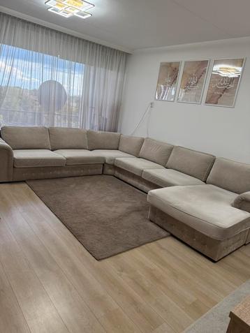 Beige velvet bankstel , lees beschrijving beschikbaar voor biedingen