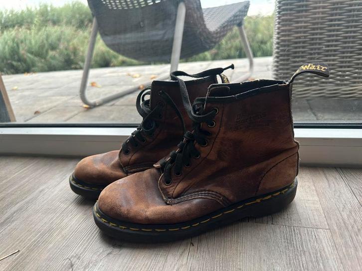 Vintage Dr. Martens Made in England – bruin – maat 39, Kleding | Dames, Schoenen, Gedragen, Hoge laarzen, Bruin, Ophalen of Verzenden