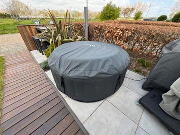 Mspa silver cloud met foutmelding  beschikbaar voor biedingen