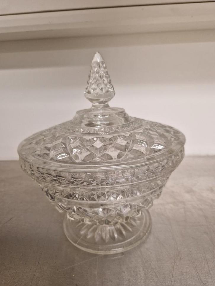 Vintage kristallen schaal met deksel, Antiek en Kunst, Antiek | Glas en Kristal, Ophalen of Verzenden