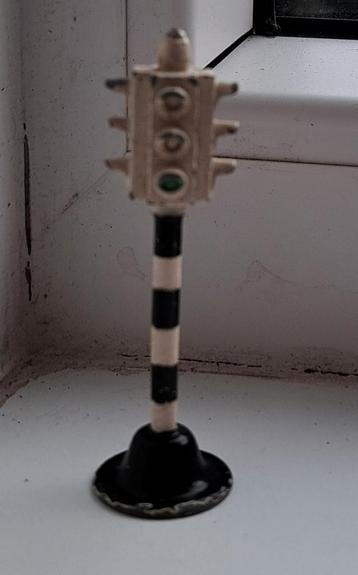 Dinky Toys stoplicht 773, jaren 50 beschikbaar voor biedingen