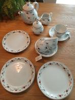 12 delig romantisch servies van Clayre & Eef met roosjes, Ophalen of Verzenden, Nieuw, Aardewerk, Overige stijlen