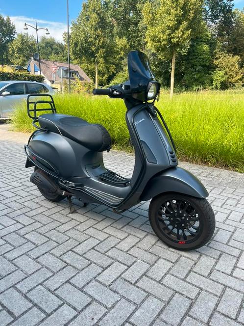 Vespa Sprint 2017, Fietsen en Brommers, Scooters | Vespa, Zo goed als nieuw, Ophalen