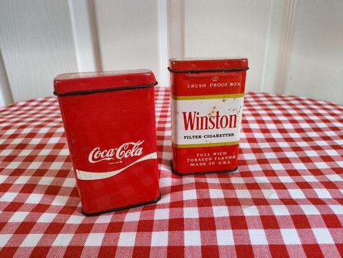 Vintage sigaretten blikje made in USA Winston en Coca Cola, Verzamelen, Merken en Reclamevoorwerpen, Gebruikt, Verpakking, Ophalen of Verzenden