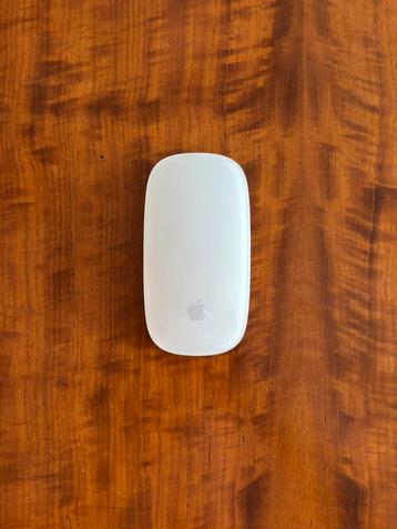 Apple Magic Mouse (2e generatie) beschikbaar voor biedingen