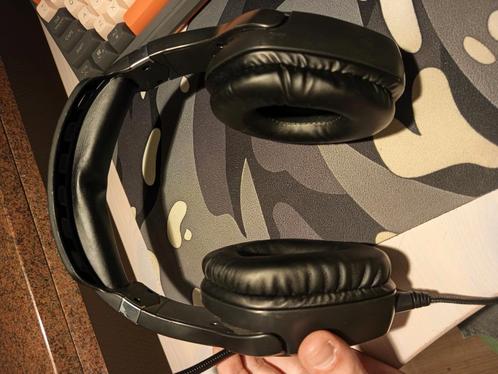 Headphones Trust GXT 488 wire, 1.2m, met micro, Computers en Software, Headsets, Zo goed als nieuw, Gaming headset, Inklapbare microfoon