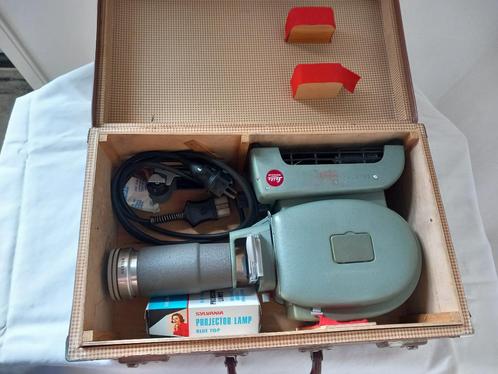 Leitz diaprojector, Audio, Tv en Foto, Diaprojectors, Zo goed als nieuw, Met scherm, Ophalen of Verzenden