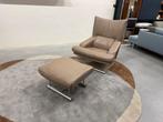 Als nieuw Rolf Benz 6500 Fauteuil met hocker Taupe Stoel, Huis en Inrichting, Fauteuils, 75 tot 100 cm, Ophalen of Verzenden, Zo goed als nieuw