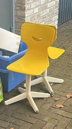 2 vintage school kinder stoeltjes, Kinderen en Baby's, Kinderkamer | Tafels en Stoelen, Ophalen, Gebruikt, Stoel(en)