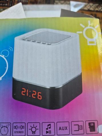 Mini hi-fi beschikbaar voor biedingen