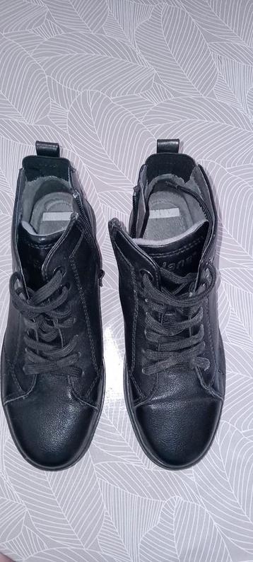 Jana Relax Zwarte Sneakers Maat 41 beschikbaar voor biedingen