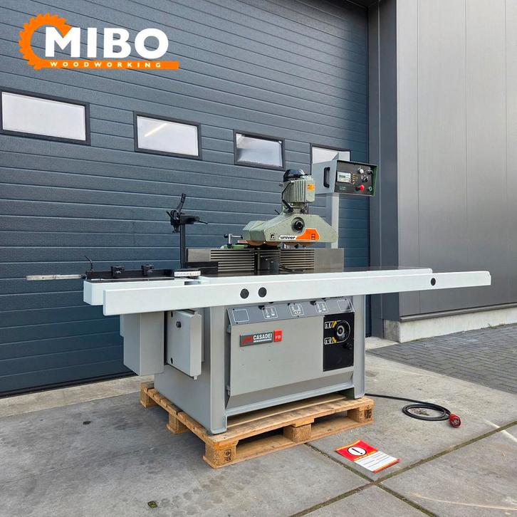 Casadei scm freesmachine tafelfrees 11pk ** 45graden ** vol, Doe-het-zelf en Verbouw, Gereedschap | Freesmachines, Zo goed als nieuw