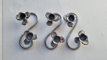 3 Aluminium Kandelaars voor Dinerkaarsen beschikbaar voor biedingen