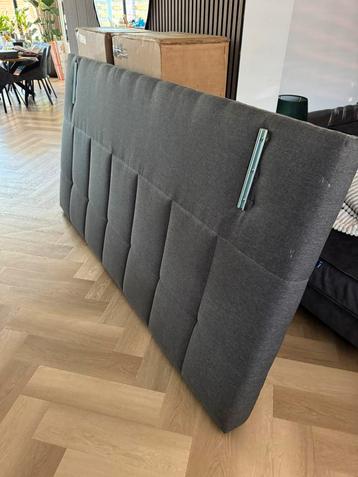 Gratis!!! Headboard for Emma boxspring 180 plus beschikbaar voor biedingen