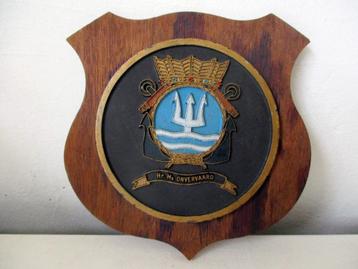 Wapenschild Marine Hr.Ms. Onvervaard (M 888, A 858) beschikbaar voor biedingen