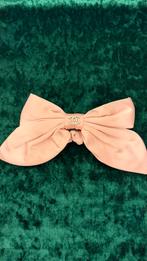 Leuke haarelastiek met strik, Kleding | Dames, Hoeden en Petten, Ophalen of Verzenden, Nieuw, One size fits all, Hoed